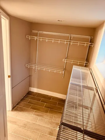 $2,800 | 10701 Vincent Avenue South, Bloomington, MN 55431