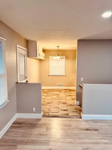 $2,800 | 10701 Vincent Avenue South, Bloomington, MN 55431