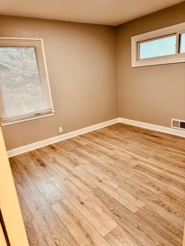 $2,800 | 10701 Vincent Avenue South, Bloomington, MN 55431