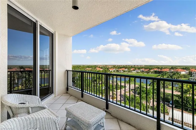 $819,999 | 1065 Borghese Lane, Unit 701, Naples, FL 34114