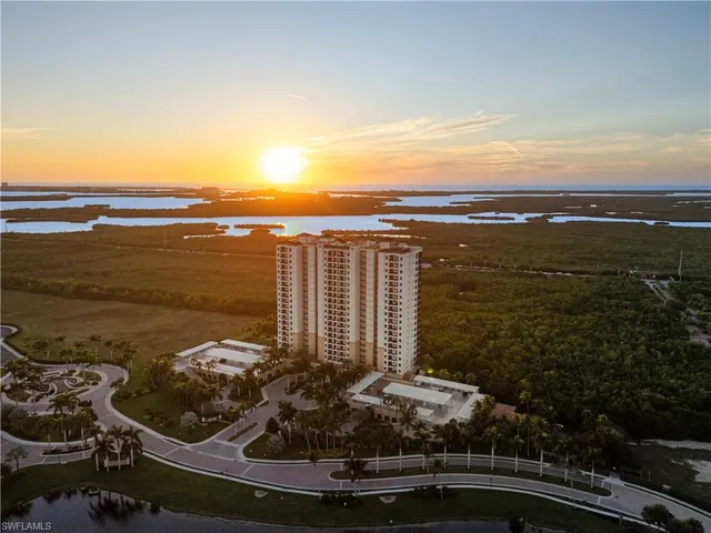 $819,999 | 1065 Borghese Lane, Unit 701, Naples, FL 34114