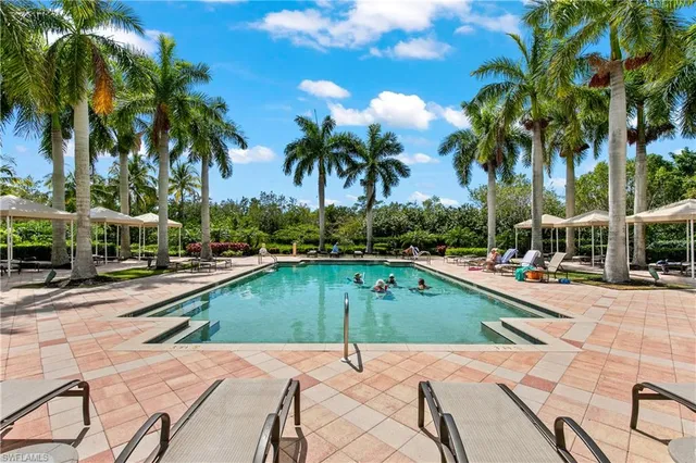 $819,999 | 1065 Borghese Lane, Unit 701, Naples, FL 34114