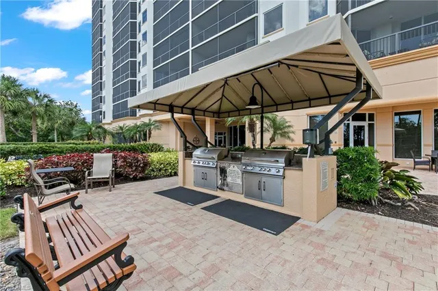 $819,999 | 1065 Borghese Lane, Unit 701, Naples, FL 34114