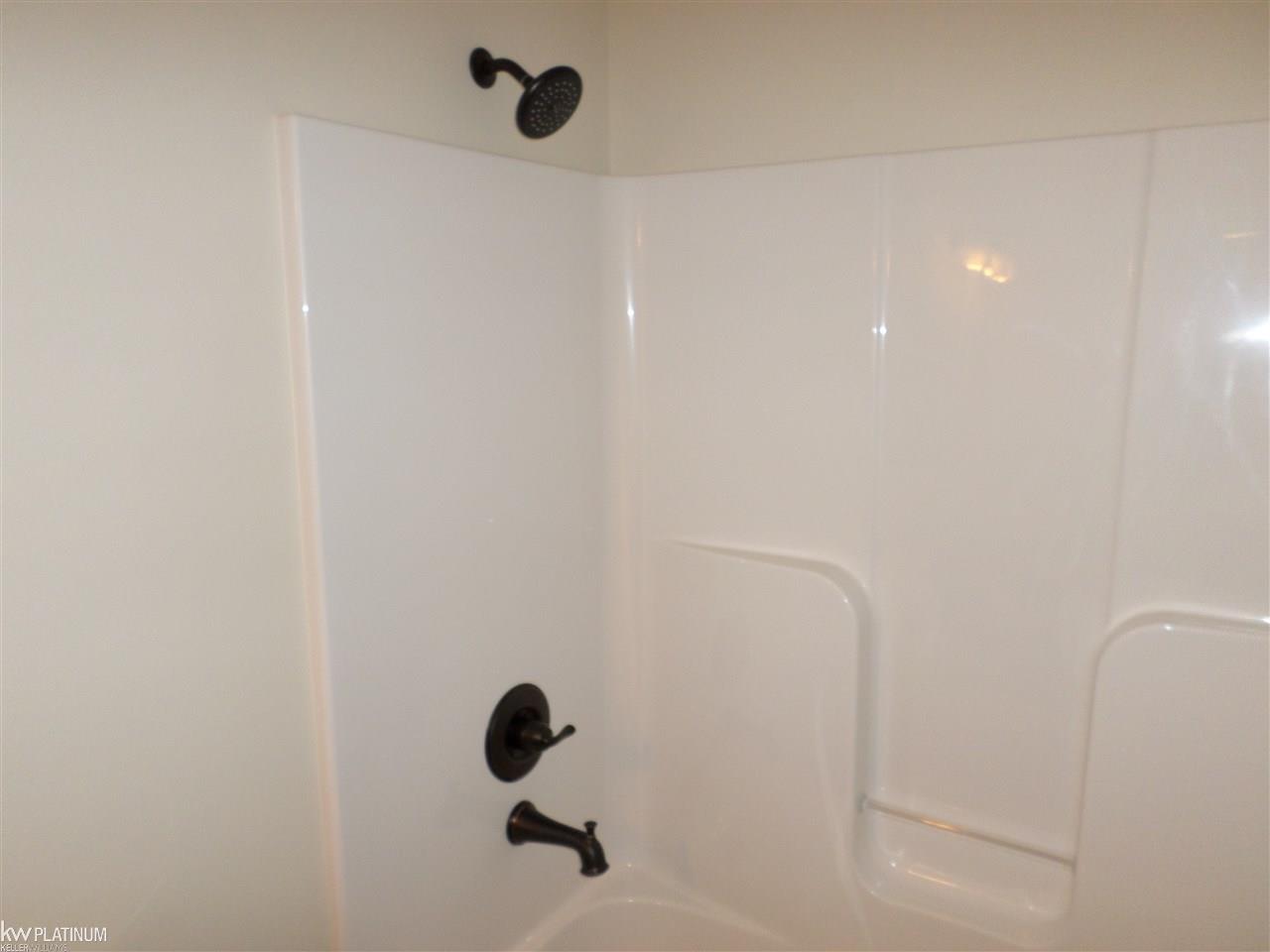 9375 Folkert Road Algonac, MI 48001 - Photo 16 of 17 31318660-15.JPG