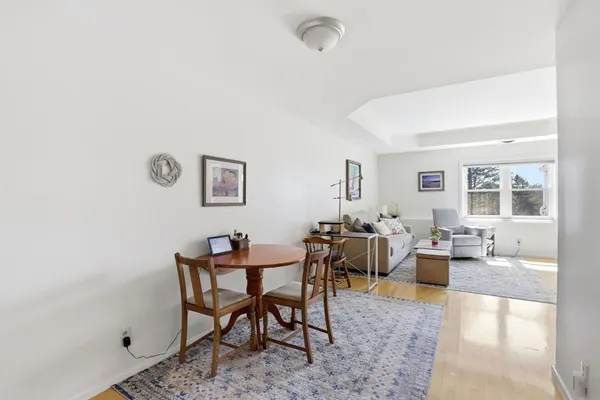 $424,000 | 26 School Street, Unit 206, Hull, MA 02045