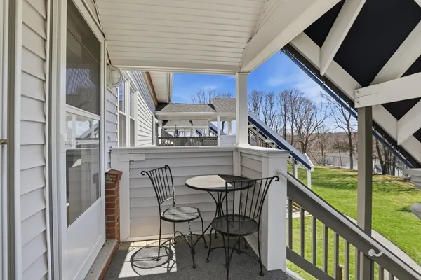 $424,000 | 26 School Street, Unit 206, Hull, MA 02045