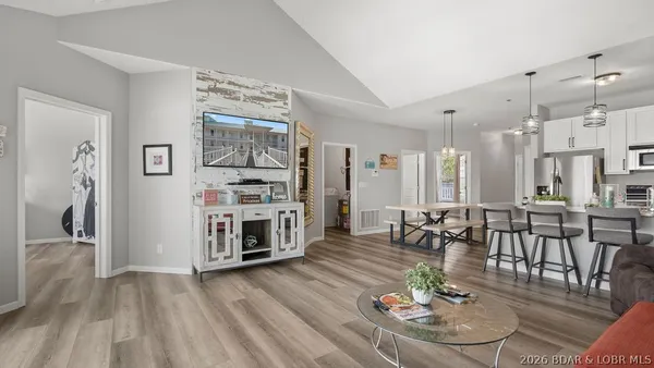 $420,000 | 275 Flynn Road, Unit 408, Lake Ozark, MO 65049