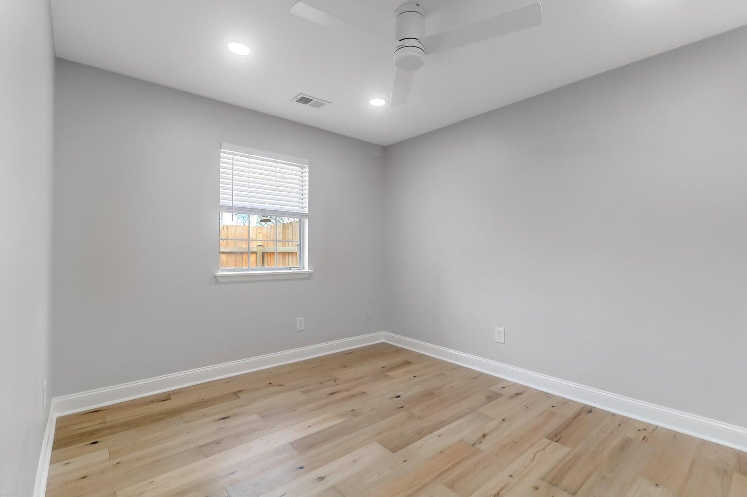 167 Fishburne Street Charleston, SC 29403 - Photo 38 of 47 38