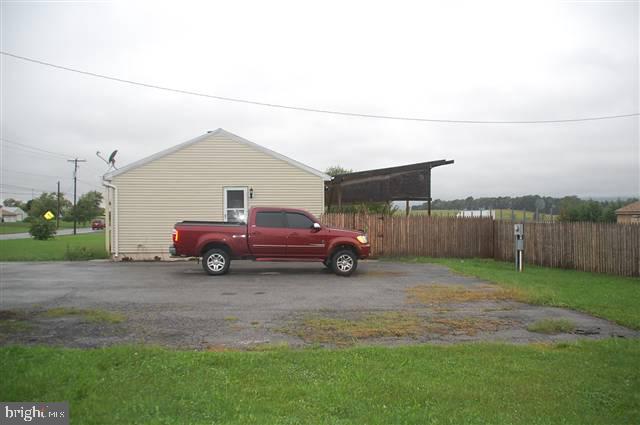 2127 Newville Road Carlisle, PA 17015 - Photo 22 of 25 Gallery Image 22