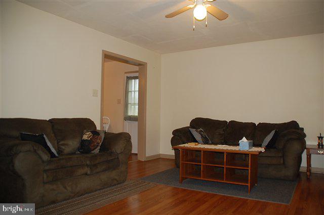 2127 Newville Road Carlisle, PA 17015 - Photo 10 of 25 Gallery Image 10