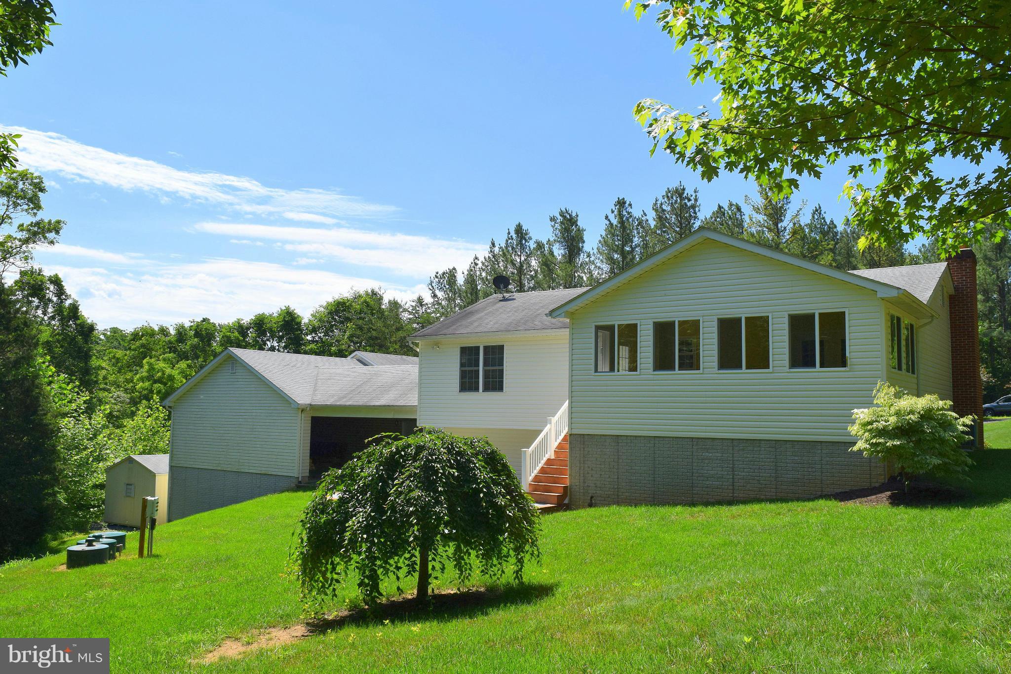 157 Ranger Court Front Royal, VA 22630 - Photo 3 of 30 Exterior (General)