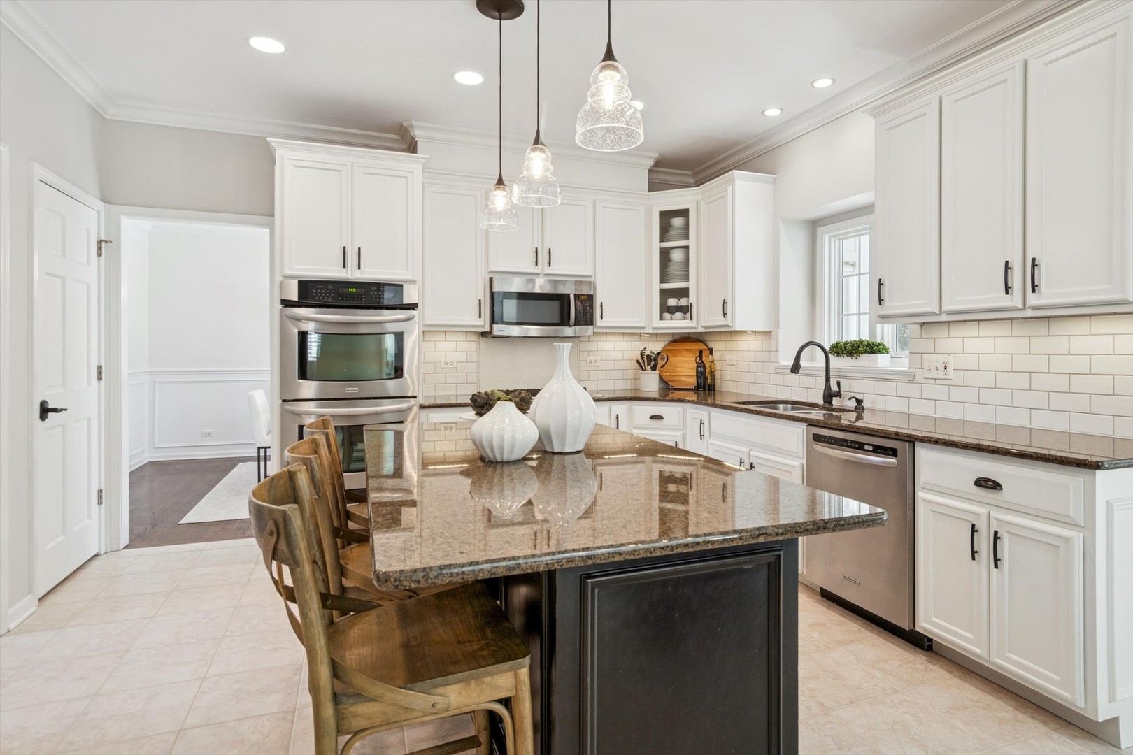 3816 Grassmere Road Naperville, IL 60564 - Photo 11 of 43 Gallery Image 11