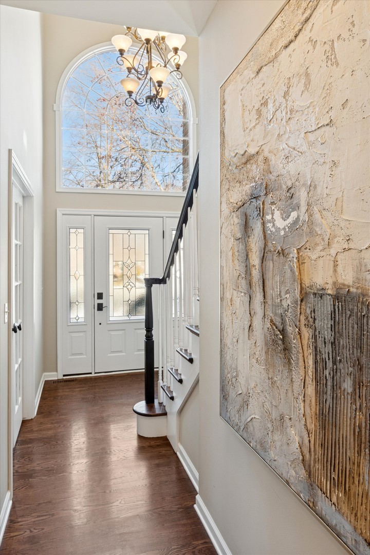 3816 Grassmere Road Naperville, IL 60564 - Photo 2 of 43 Gallery Image 2