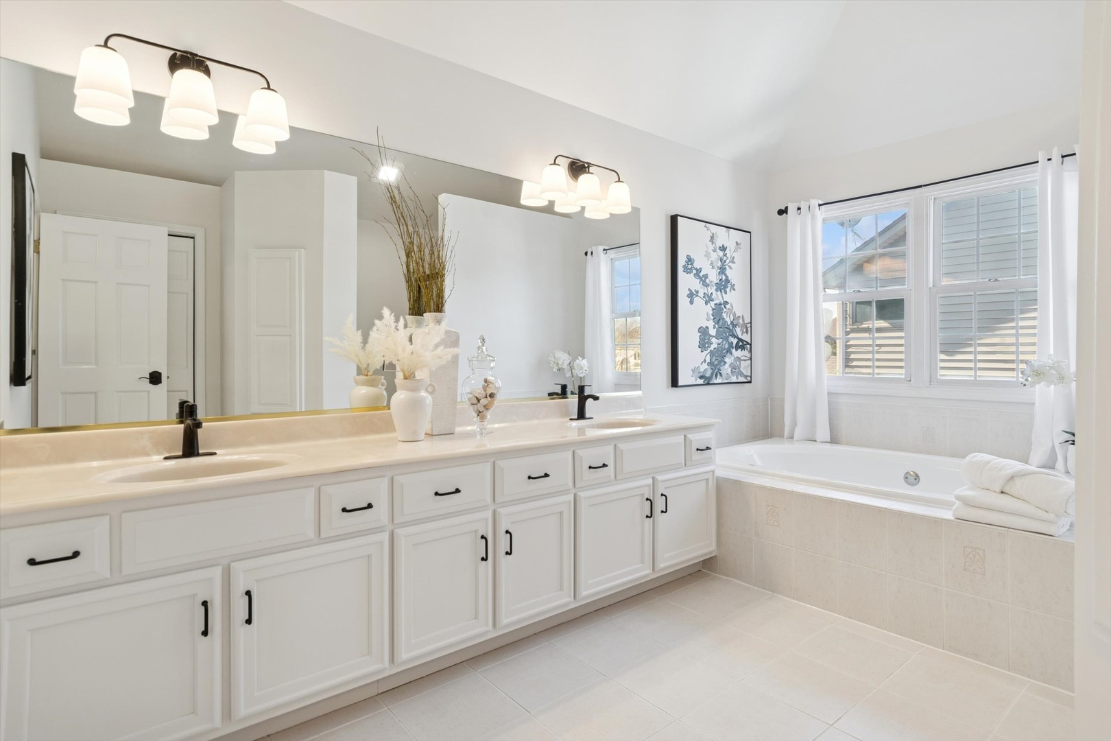 3816 Grassmere Road Naperville, IL 60564 - Photo 24 of 43 Gallery Image 24