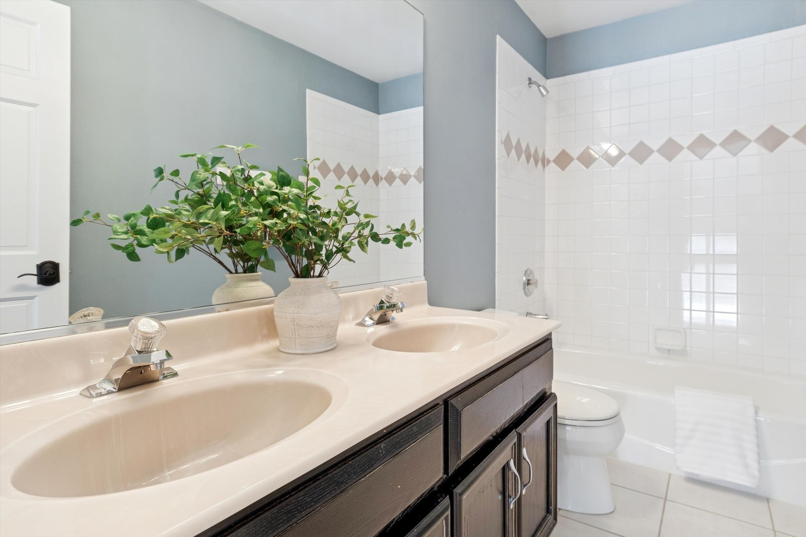 3816 Grassmere Road Naperville, IL 60564 - Photo 28 of 43 Gallery Image 28