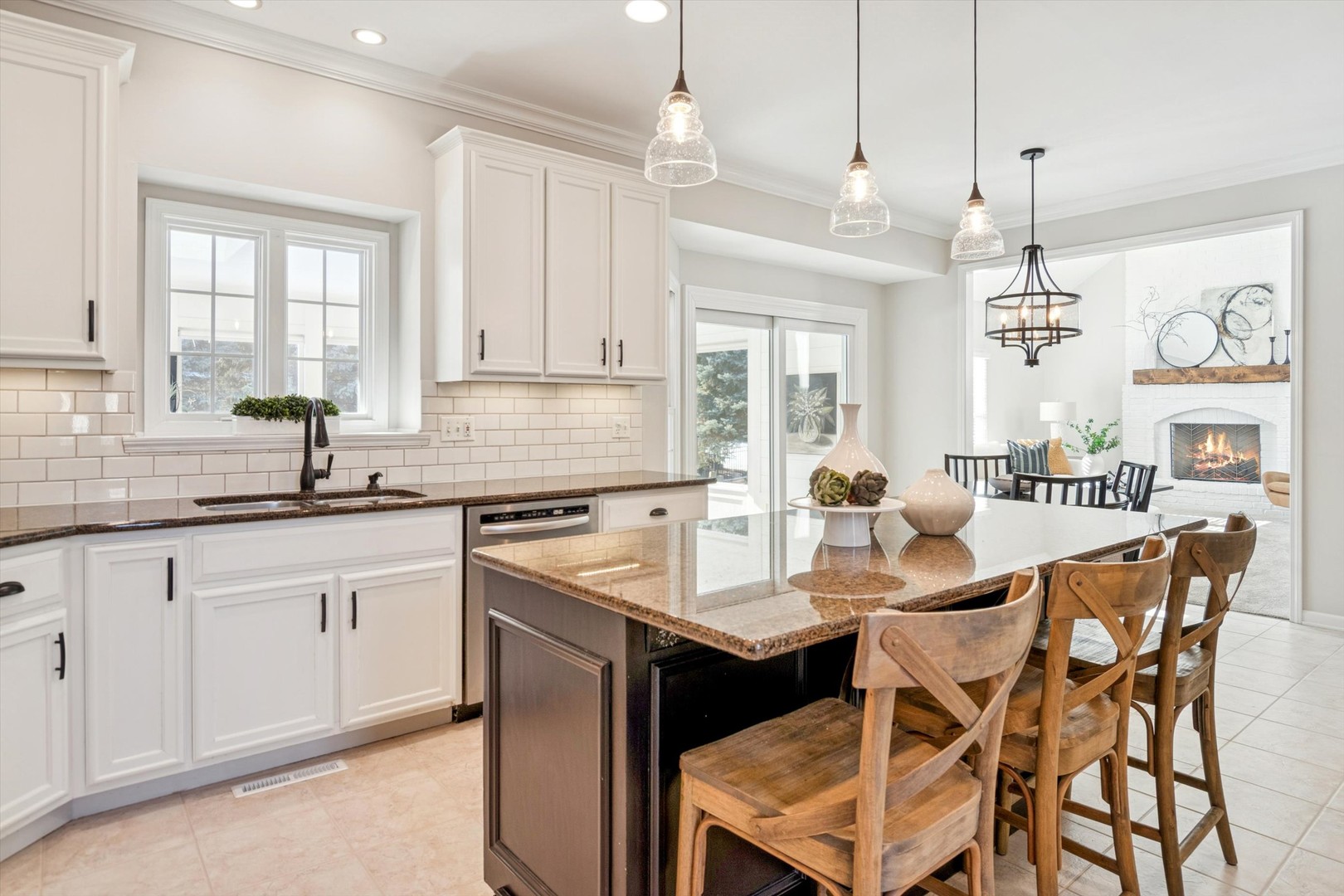 3816 Grassmere Road Naperville, IL 60564 - Photo 8 of 43 Gallery Image 8