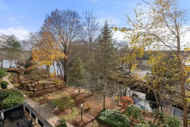 $515,000 | 4 Forge Pond, Unit D, Canton, MA 02021