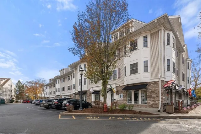 $515,000 | 4 Forge Pond, Unit D, Canton, MA 02021