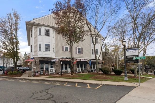 $515,000 | 4 Forge Pond, Unit D, Canton, MA 02021