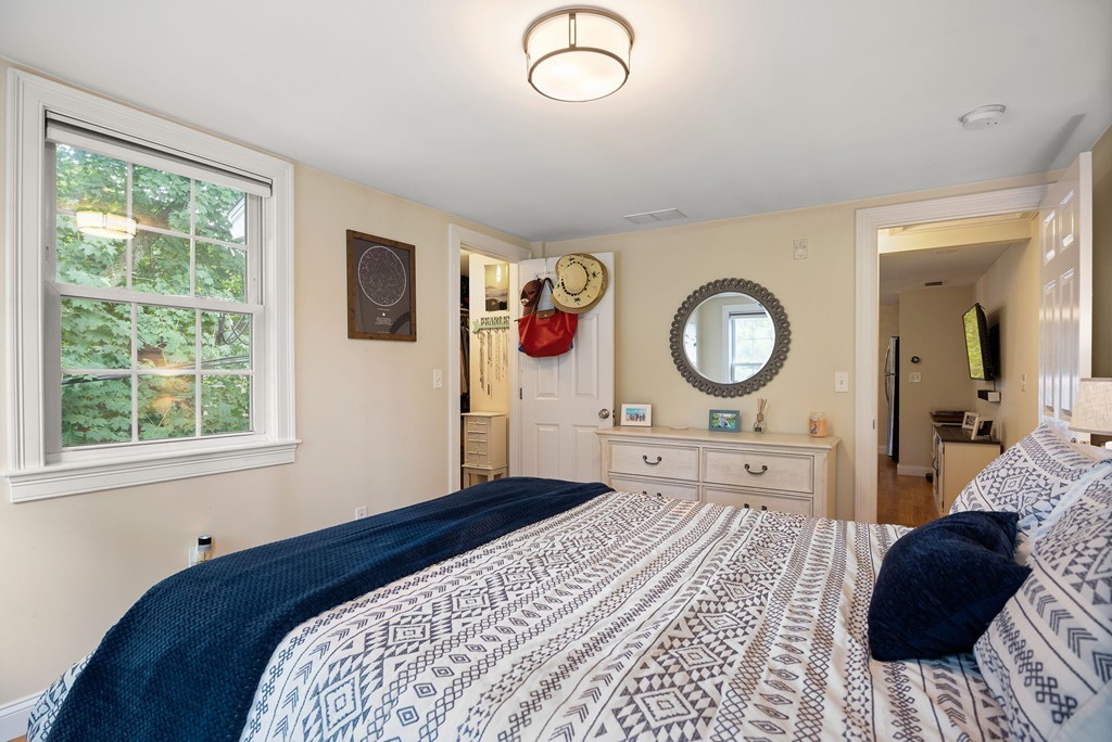 91 Friend Street, Unit B Amesbury, MA 01913 - Photo 11 of 22 Gallery Image 11