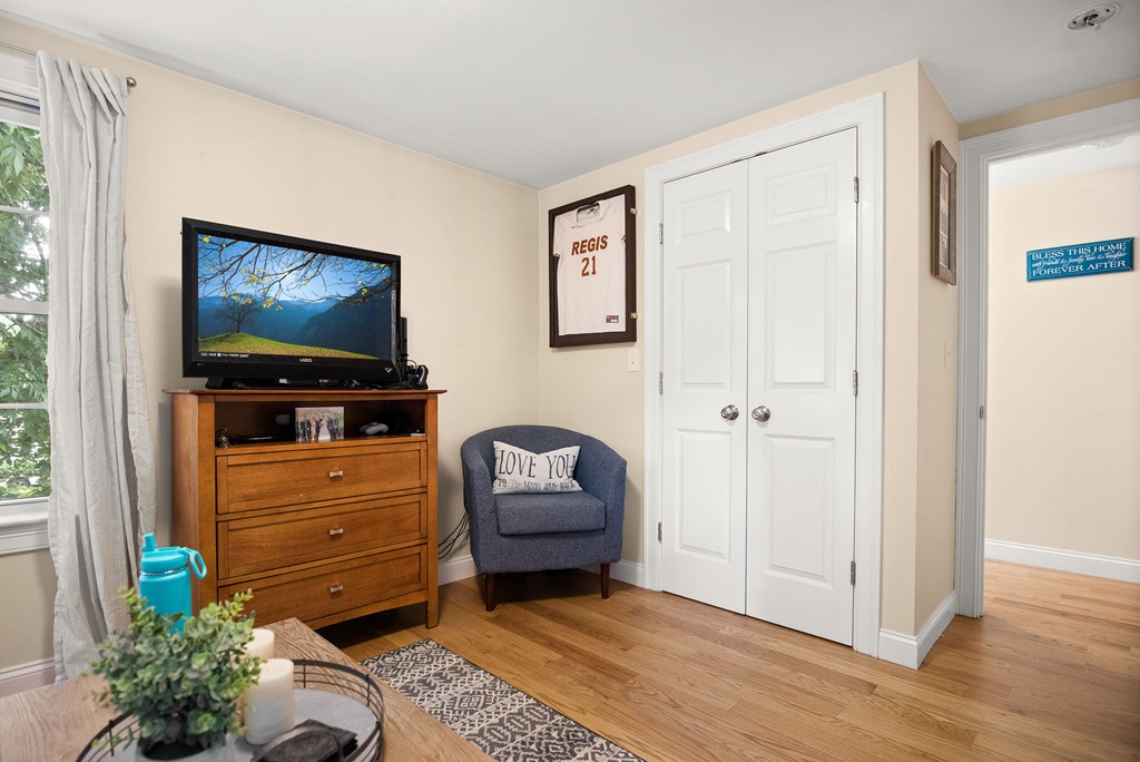 91 Friend Street, Unit B Amesbury, MA 01913 - Photo 16 of 22 Gallery Image 16