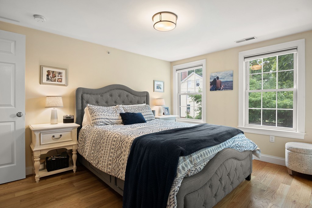 91 Friend Street, Unit B Amesbury, MA 01913 - Photo 9 of 22 Gallery Image 9