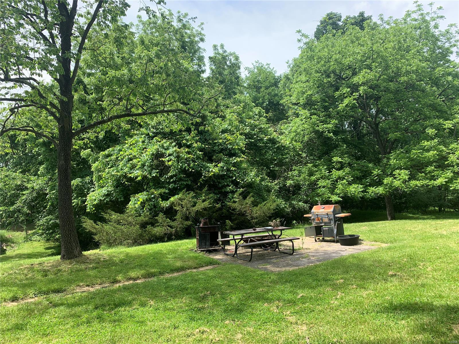 1 Franz Lane Eureka, MO 63025 - Photo 14 of 40