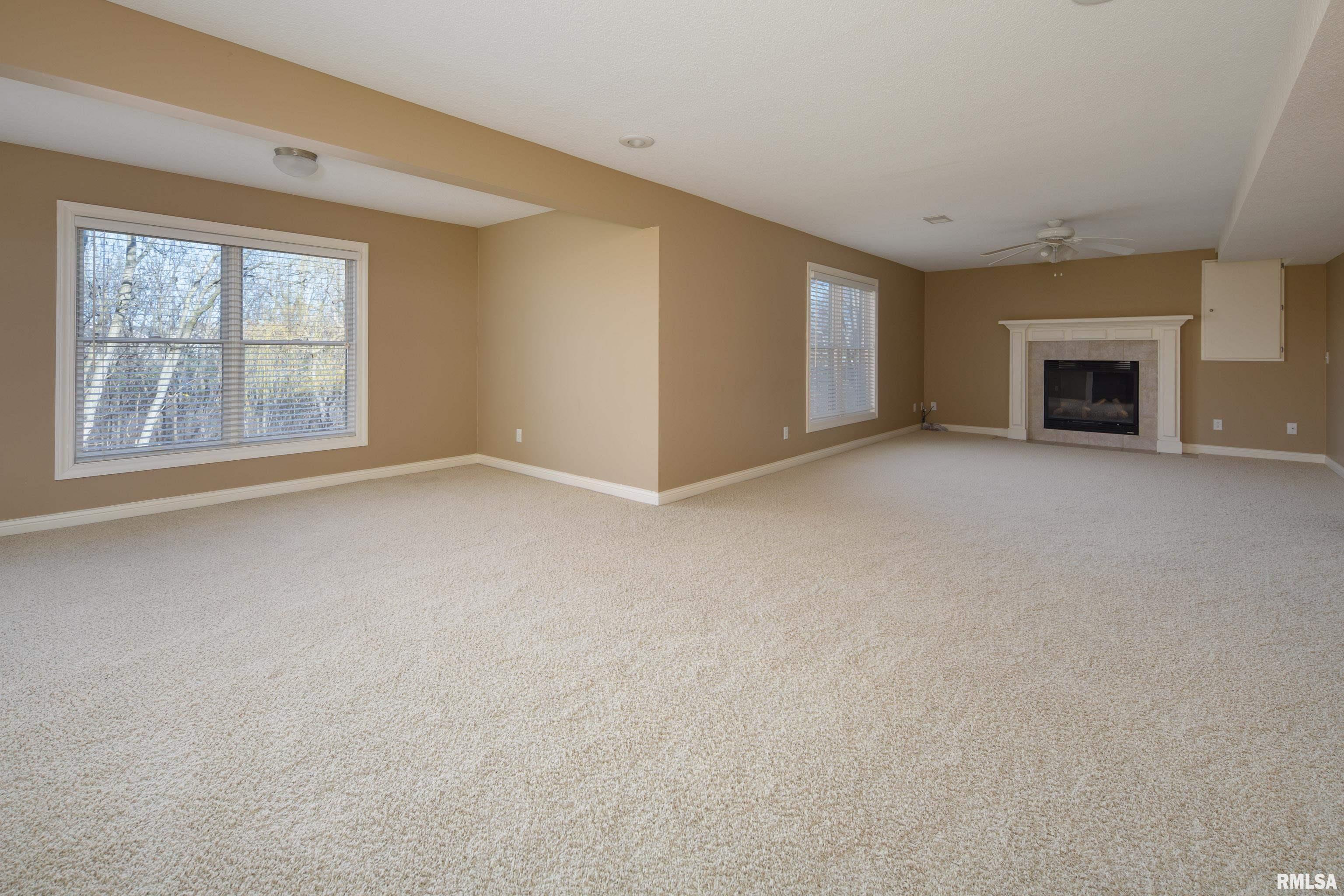 5553 North Ridge Circle Bettendorf, IA 52722 - Photo 22 of 36 Gallery Image 22