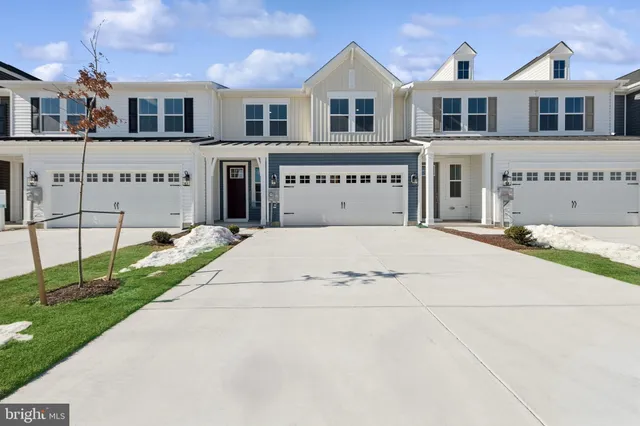$389,900 | 20391 Mizzenmast Lane, Georgetown, DE 19947