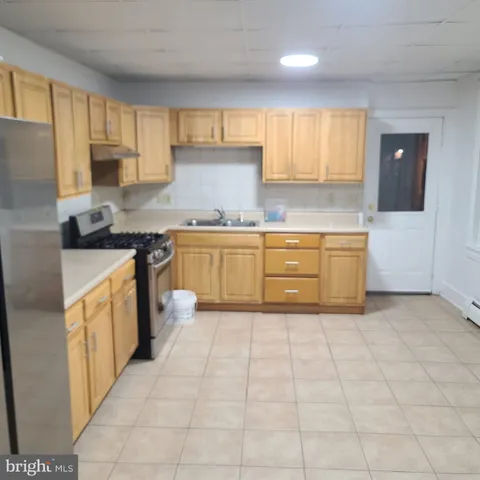 $185,000 | 1024 Elm Street, Reading, PA 19604