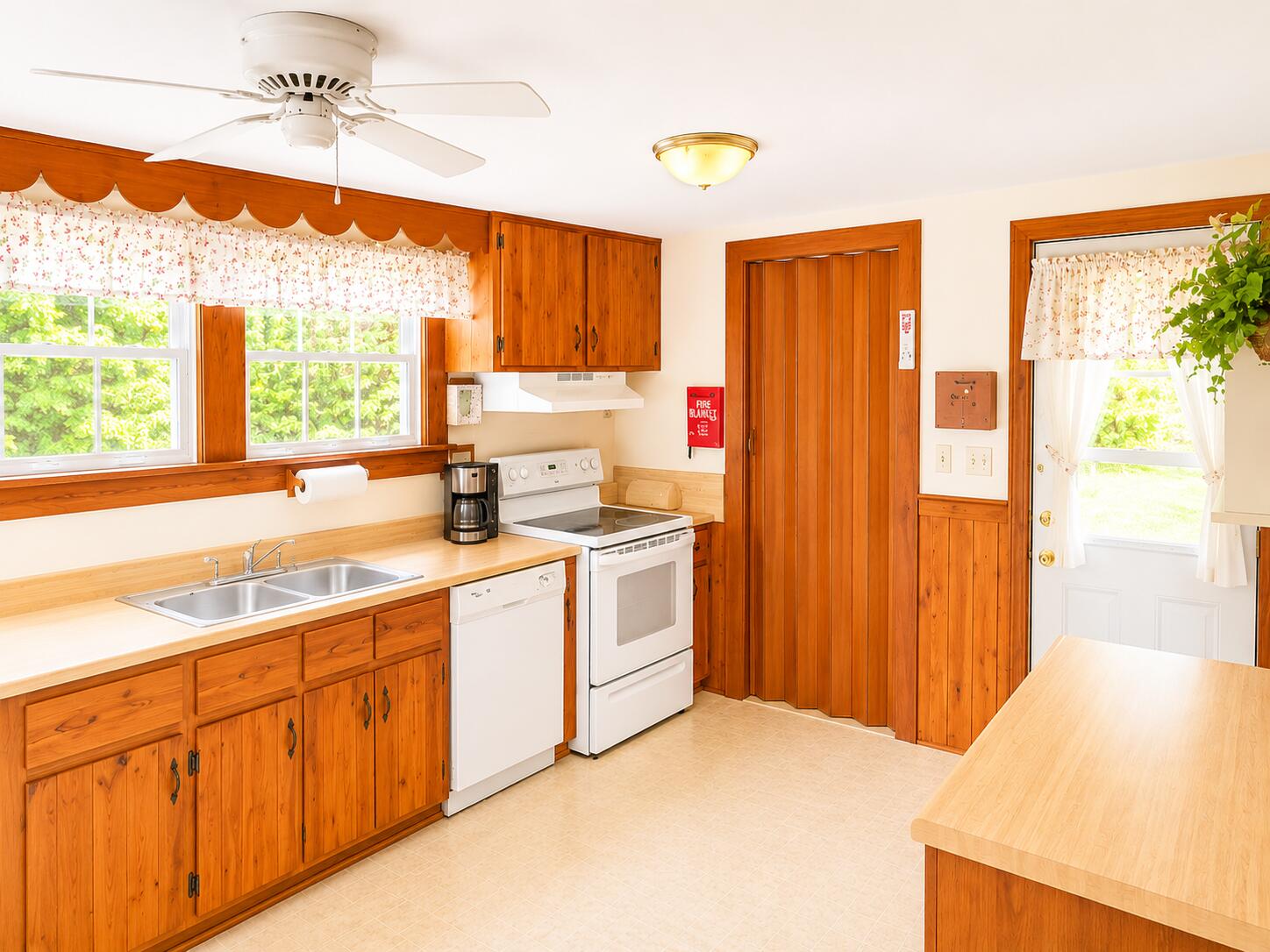 805 Anderson Road Sebago, ME 04029 - Photo 9 of 56 Kitchen 4