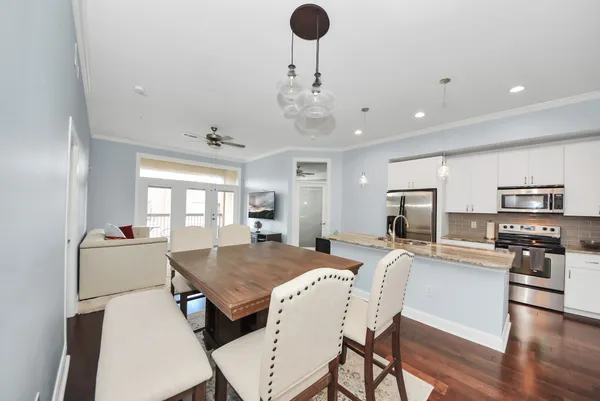 $2,500 | 300 St Joseph Parkway, Unit 308, Houston, TX 77002