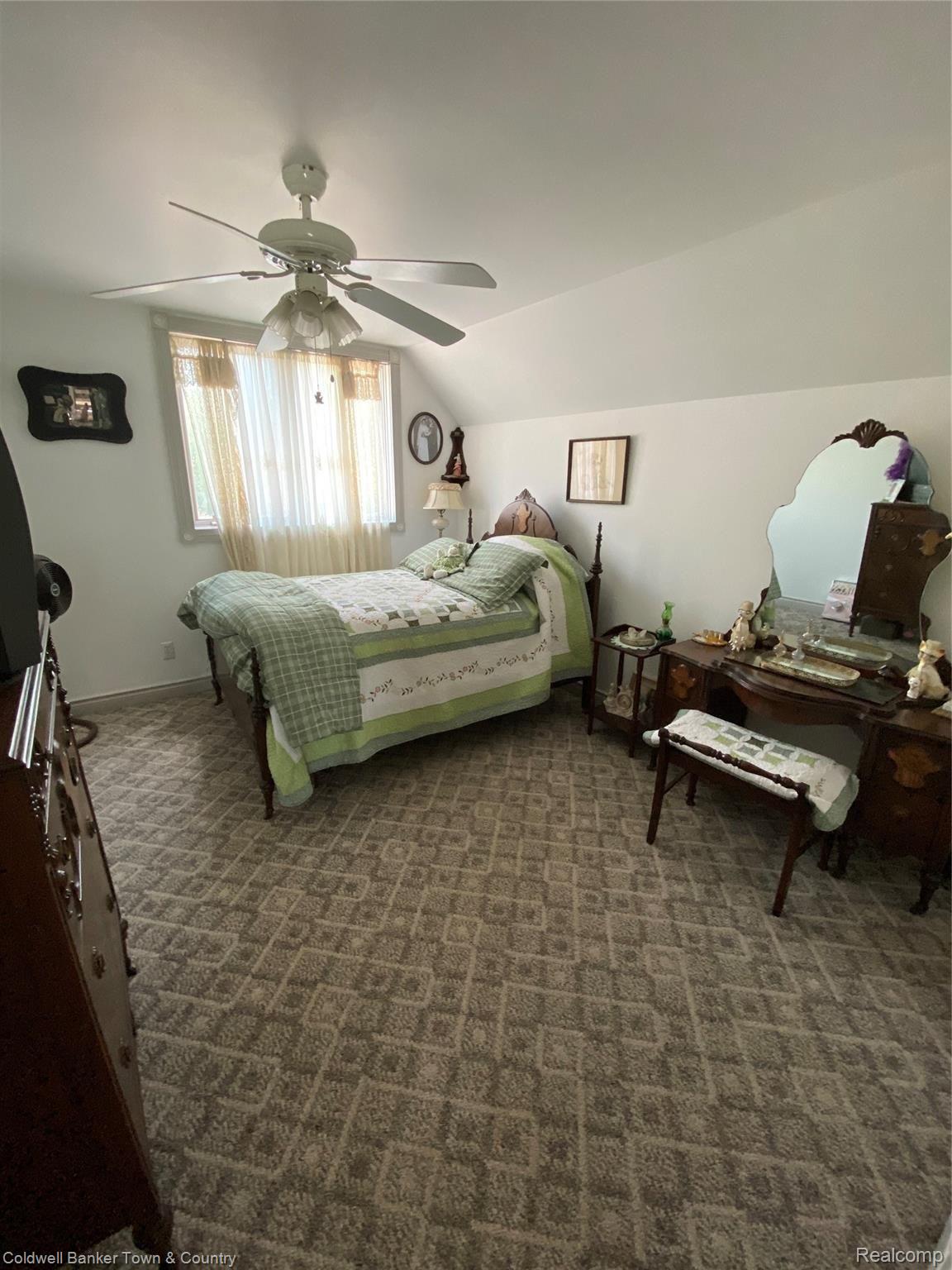 1697 North Hughes Road Howell, MI 48843 - Photo 35 of 61 BEDROOM