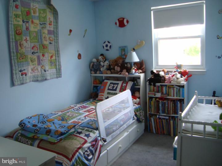 11922 Farwell Road Philadelphia, PA 19154 - Photo 14 of 24 Bedroom 2