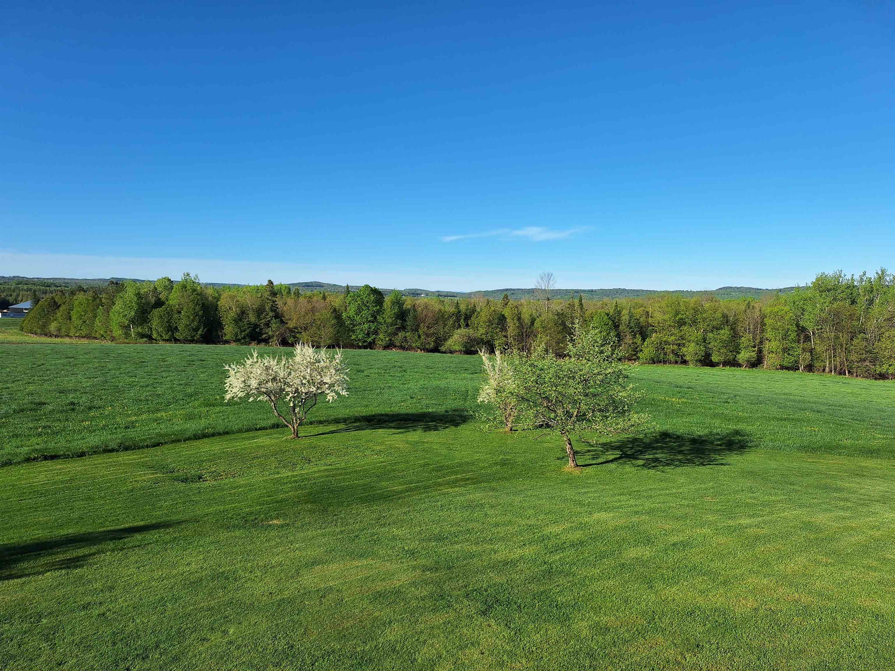 294 Lyon Road Derby Line, VT 05830 - Photo 14 of 52