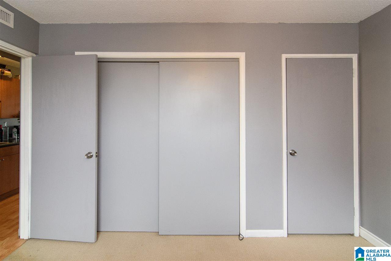 2990 Rhodes Circle South, Unit 217 Birmingham, AL 35205 - Photo 14 of 22