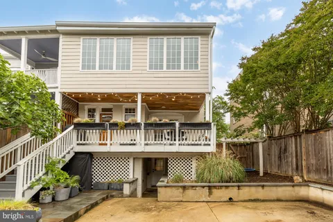 $1,895,000 | 1626 Hobart Street Northwest, Washington, DC 20009