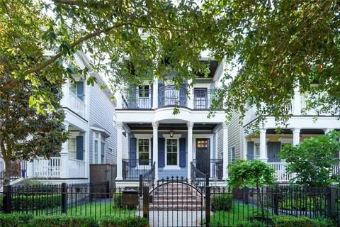 $1,070,000 | 537 West 22nd Street, Houston, TX 77008