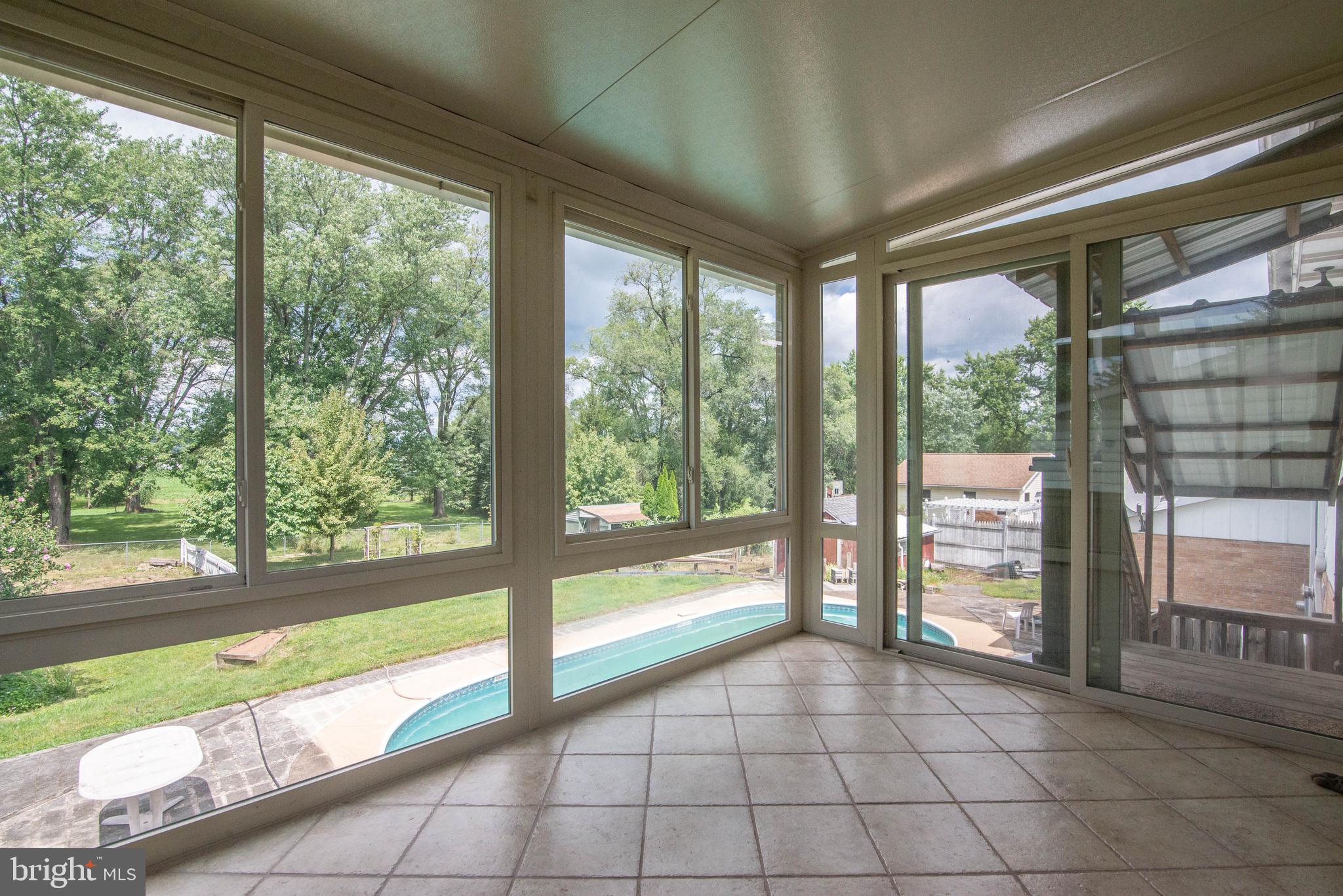 2143 Huntington Road Dover, PA 17315 - Photo 12 of 38