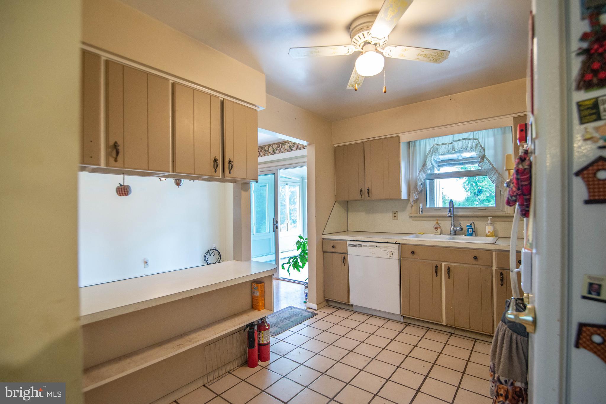 2143 Huntington Road Dover, PA 17315 - Photo 14 of 38