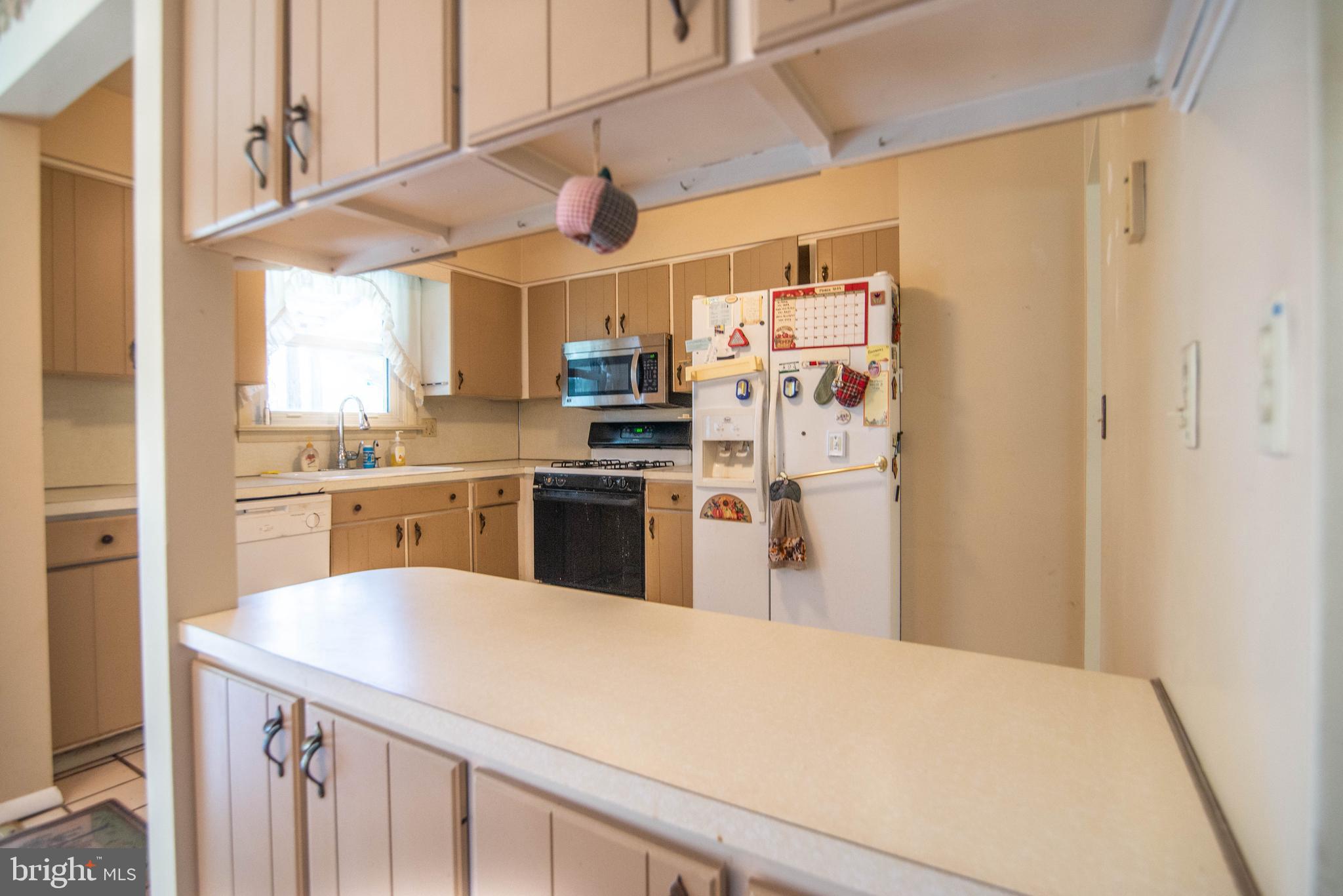 2143 Huntington Road Dover, PA 17315 - Photo 16 of 38