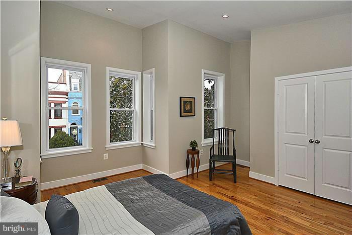 59 R Street Northwest Washington, DC 20001 - Photo 17 of 30 Bedroom (Master)