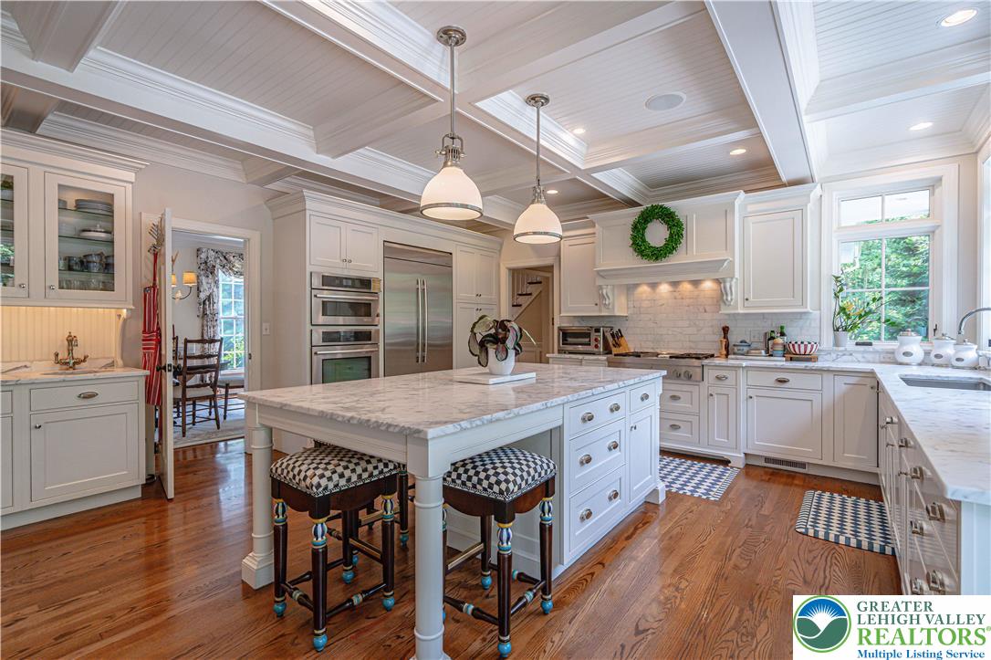 1825 Sherwood Road Allentown, PA 18103 - Photo 27 of 67