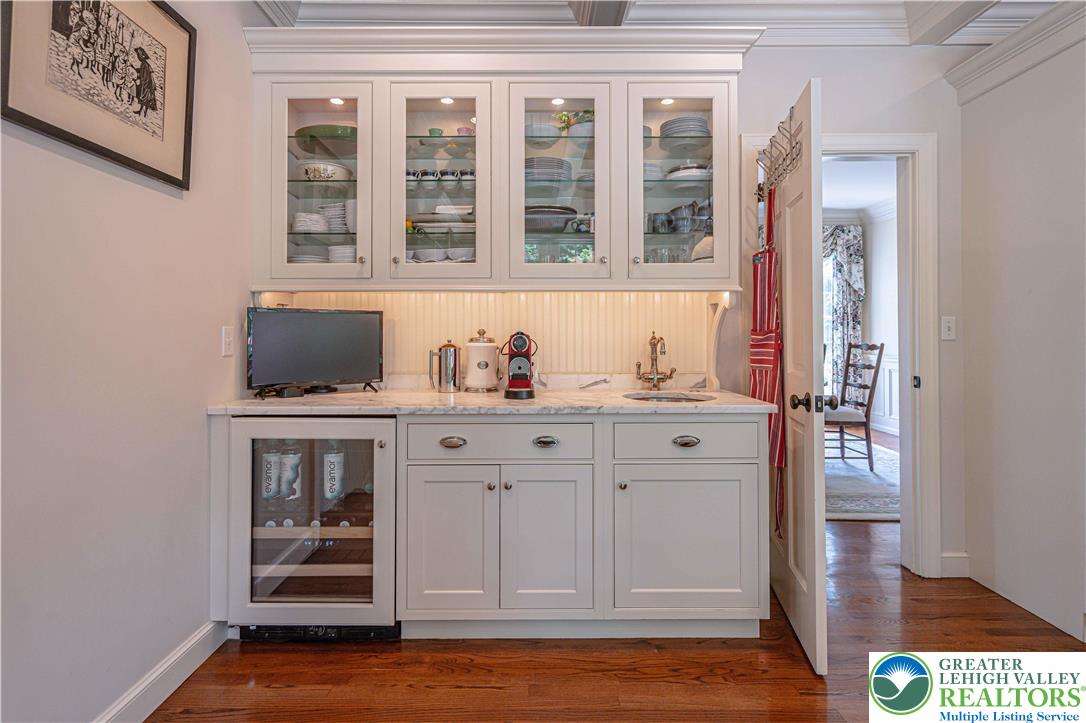 1825 Sherwood Road Allentown, PA 18103 - Photo 28 of 67