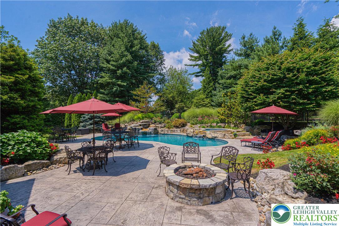 1825 Sherwood Road Allentown, PA 18103 - Photo 58 of 67