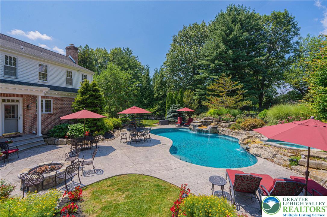 1825 Sherwood Road Allentown, PA 18103 - Photo 59 of 67