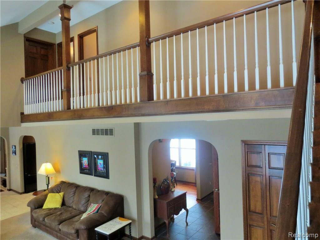 7960 Perry Lake Road Clarkston, MI 48348 - Photo 10 of 60 GREAT ROOM