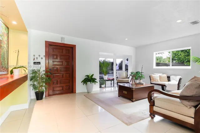 $825,000 | 10511 Southwest 122nd Court, Miami, FL 33186