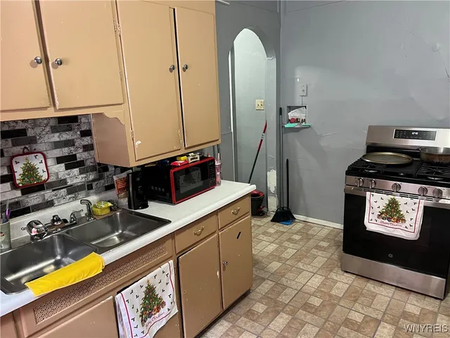 $169,900 | 2267 South Park Avenue, Unit 2, Buffalo, NY 14220