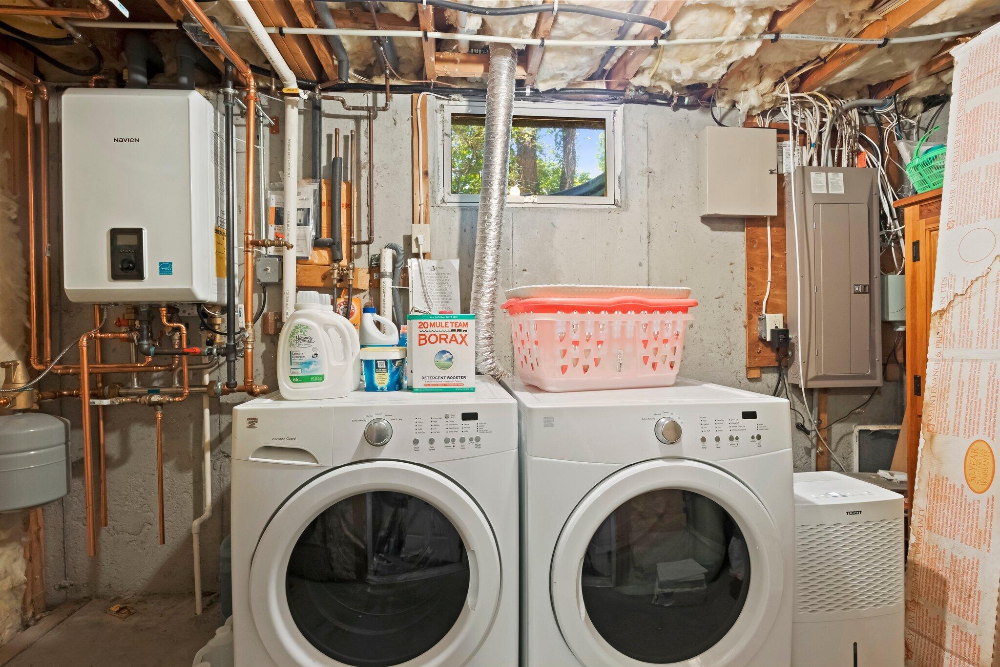 112 Castle Road Truro, MA 02666 - Photo 35 of 43 a utility room with dryer and washer
